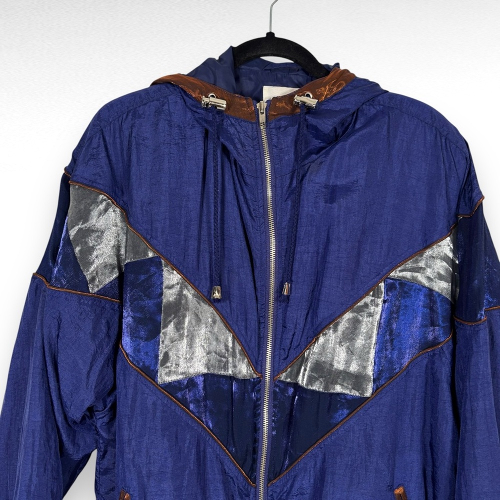 Men's Blue and Silver Hooded Jacket - Picture 5 of 10